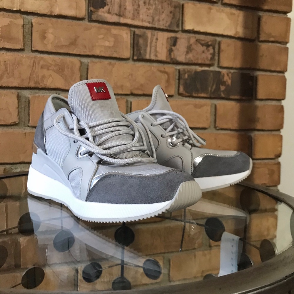 MICHAEL KORS MK women's liv trainer wedge shoes